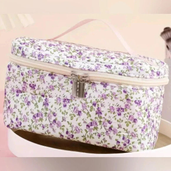 2/30$ Or 3/$35 NEW cosmetic floral case purple&black makeup brushes(#930)(N) - Picture 5 of 8